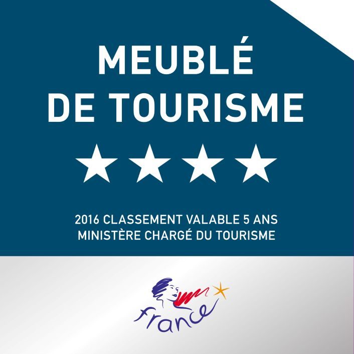 Meublé de Tourisme 4 étoiles Chalet du Haut-Doubs _ gite-pontarlier.fr _ Logo Meublé de Tourisme 4 étoiles